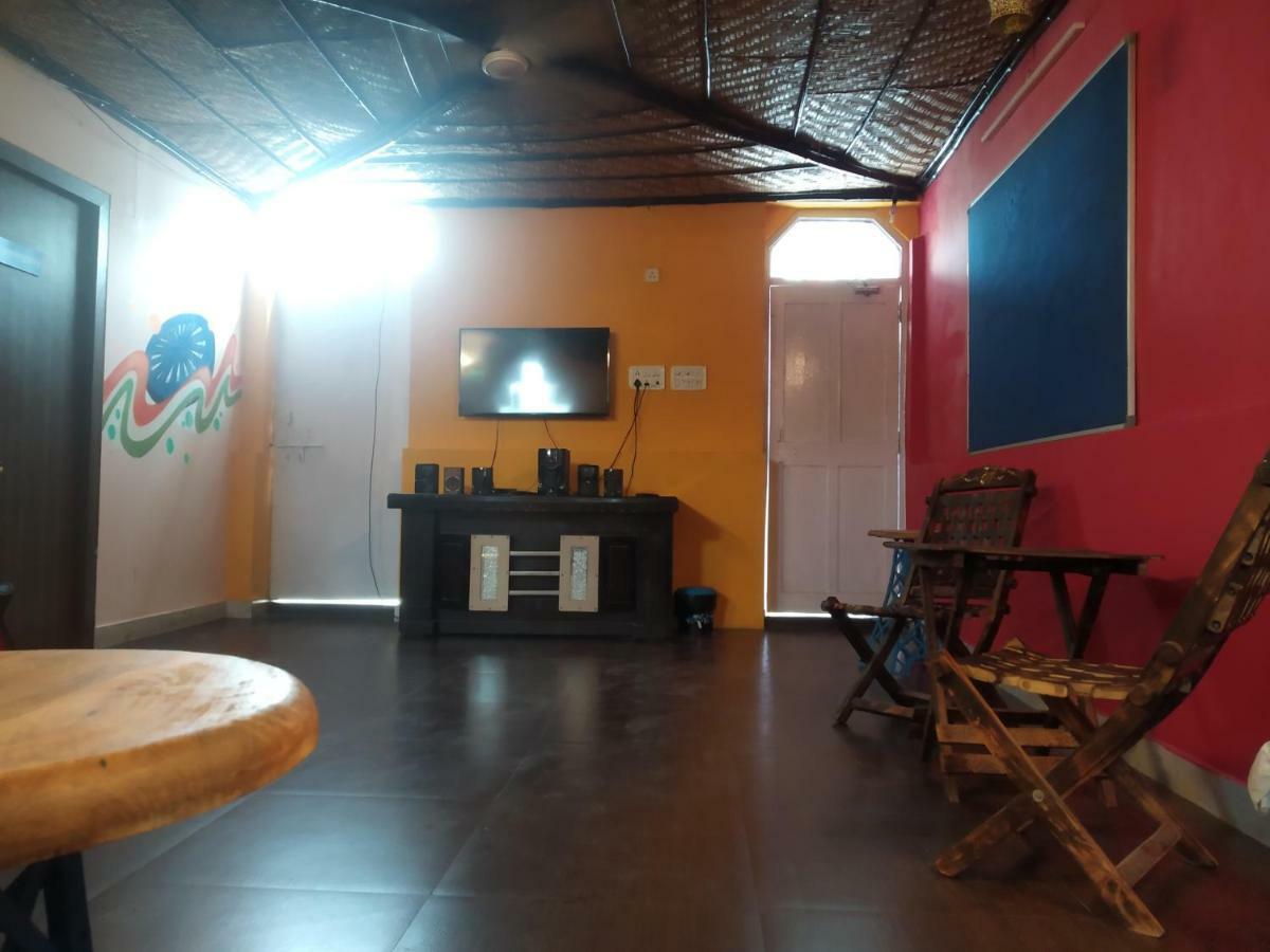 Bunk Hostel Delhi New Delhi Eksteriør bilde