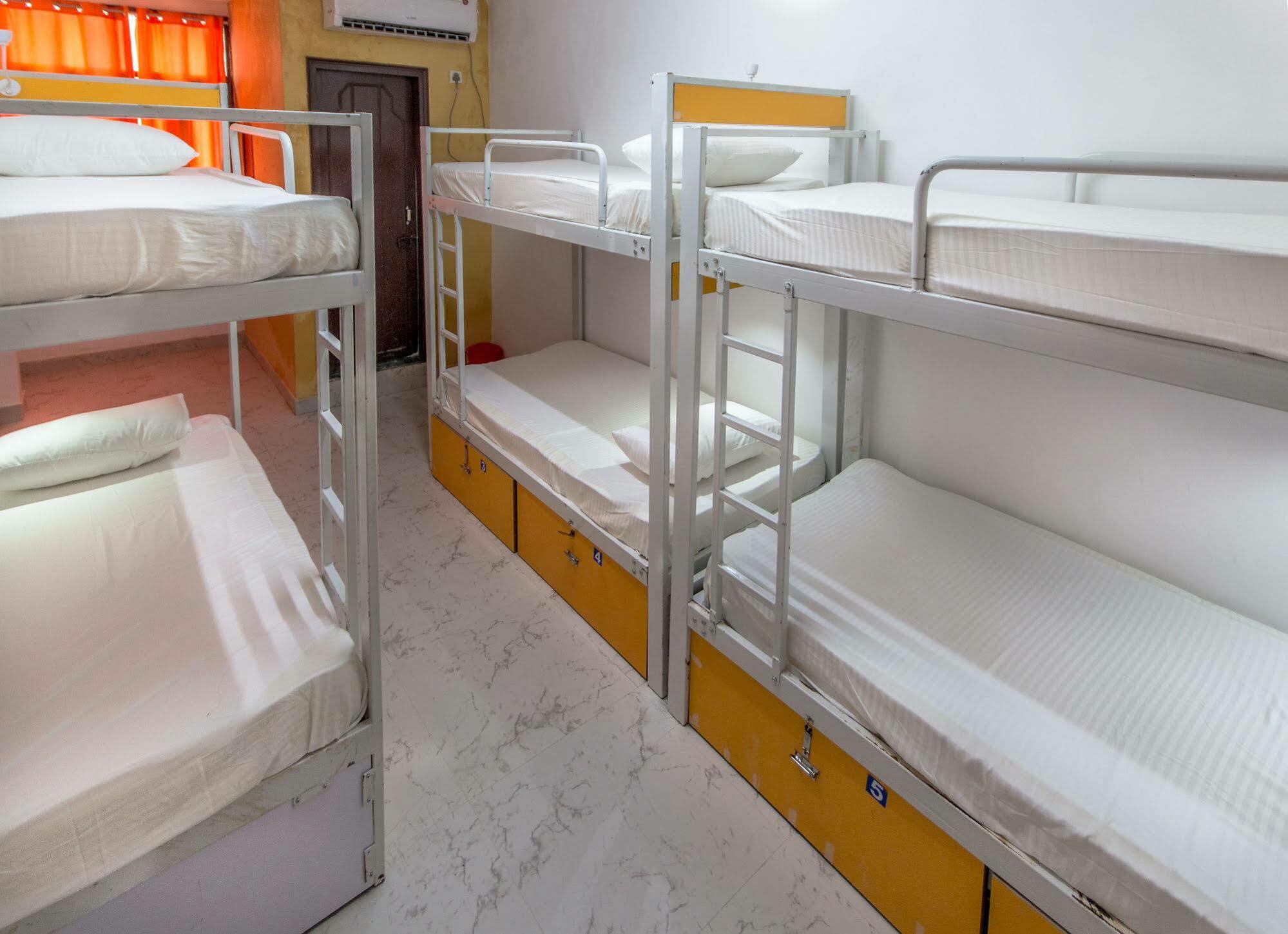 Bunk Hostel Delhi New Delhi Eksteriør bilde