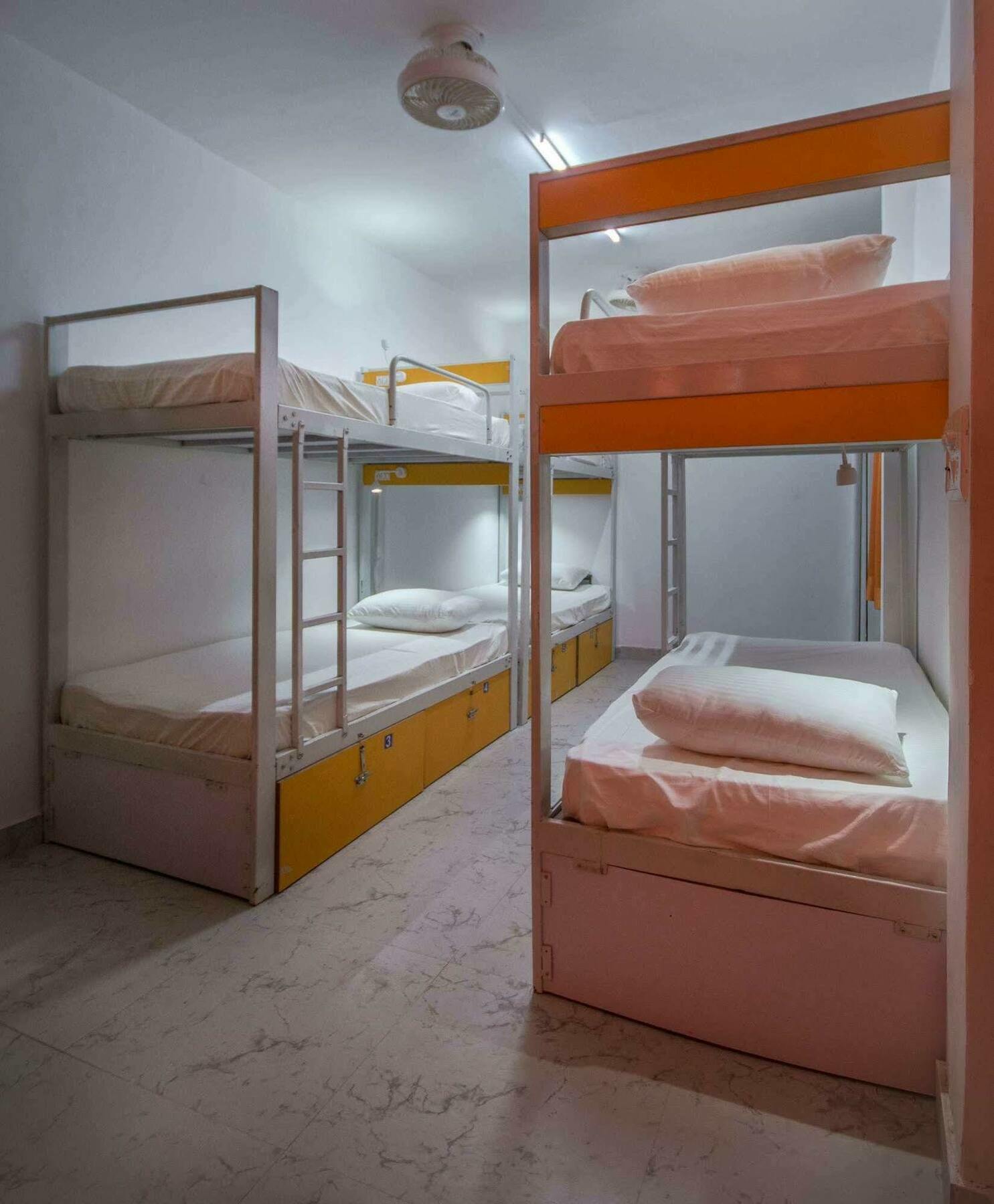 Bunk Hostel Delhi New Delhi Eksteriør bilde