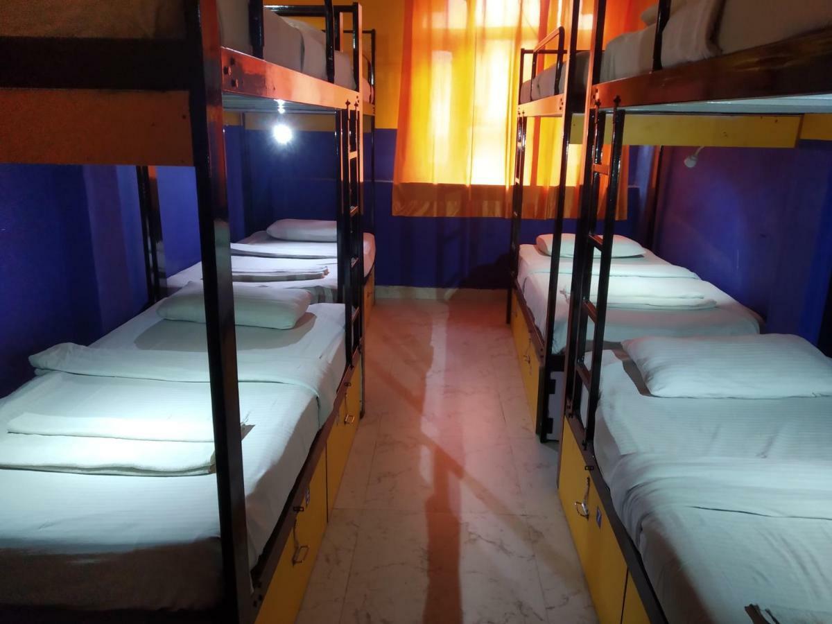 Bunk Hostel Delhi New Delhi Eksteriør bilde